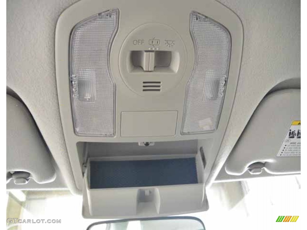 2014 Prius v Three - Black / Dark Gray photo #31