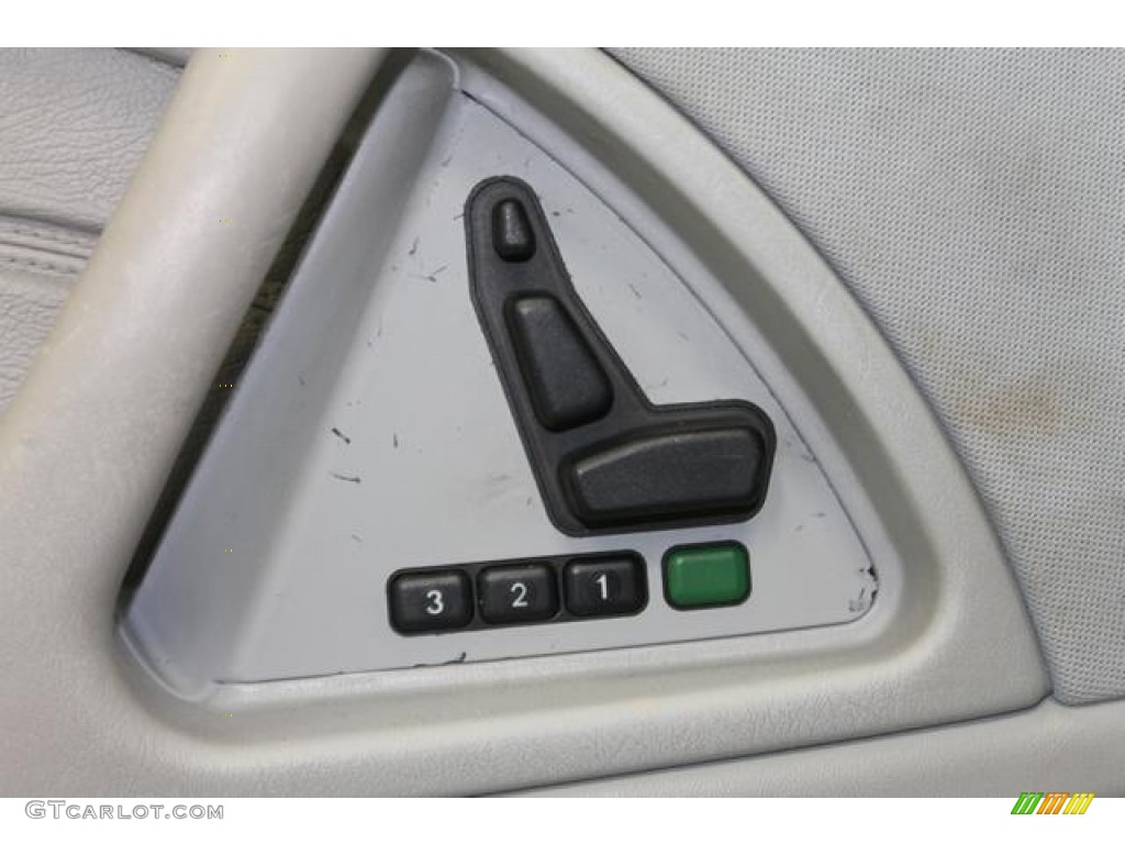 2000 Mercedes-Benz SL 500 Roadster Controls Photo #89878876