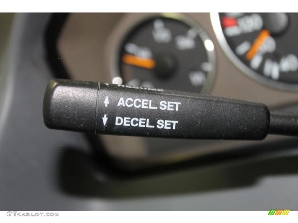 2000 Mercedes-Benz SL 500 Roadster Controls Photo #89878909