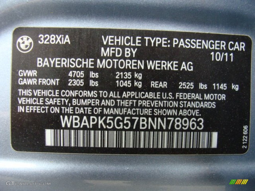 2011 3 Series 328i xDrive Sedan - Blue Water Metallic / Oyster/Black Dakota Leather photo #32