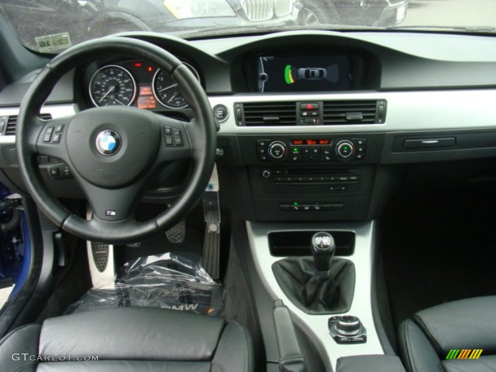 2011 BMW 3 Series 335i xDrive Coupe Black Dashboard Photo #89884563