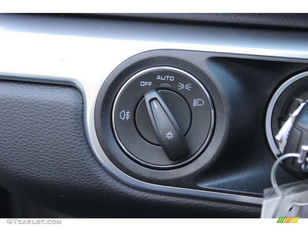 2014 Porsche Boxster S Controls Photo #89884981