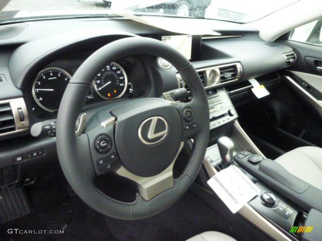 Light Gray Interior 2014 Lexus IS 250 AWD Photo #89885266