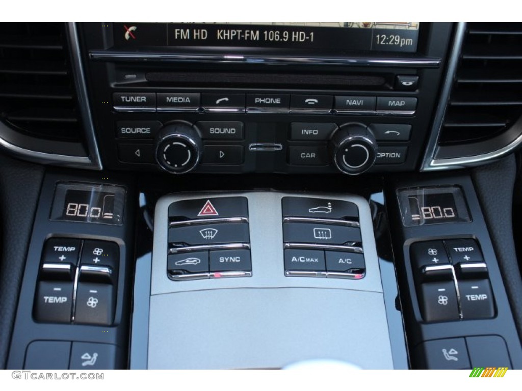 2014 Porsche Panamera Standard Panamera Model Controls Photo #89886679