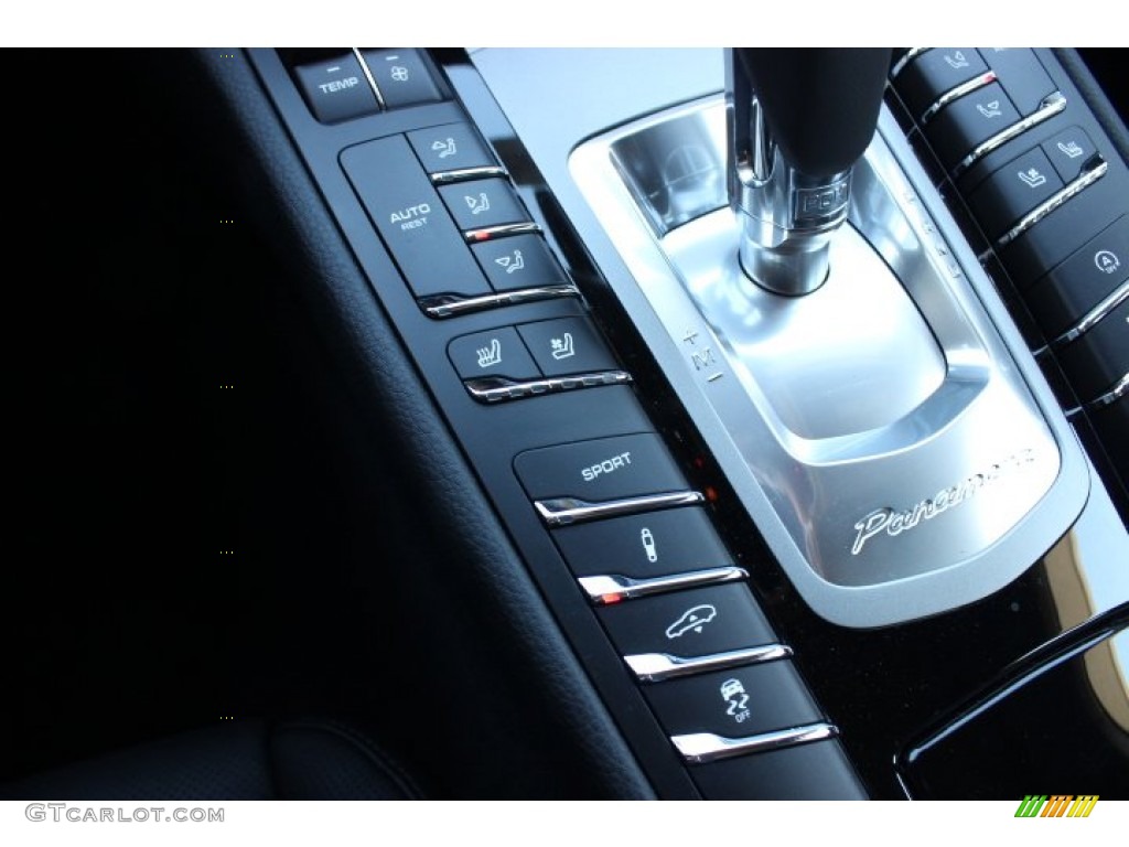 2014 Porsche Panamera Standard Panamera Model Controls Photo #89886700