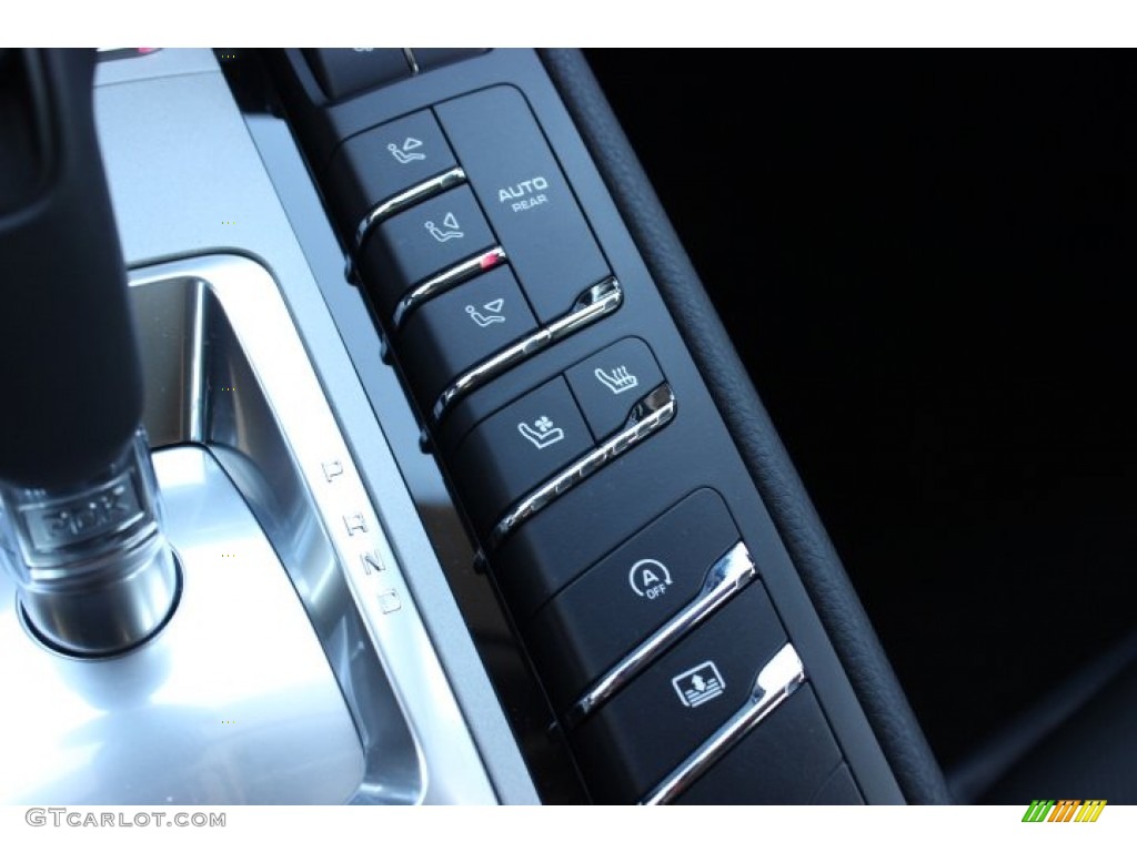 2014 Porsche Panamera Standard Panamera Model Controls Photo #89886715