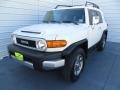 Iceberg White - FJ Cruiser 4WD Photo No. 7