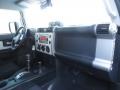 Iceberg White - FJ Cruiser 4WD Photo No. 25