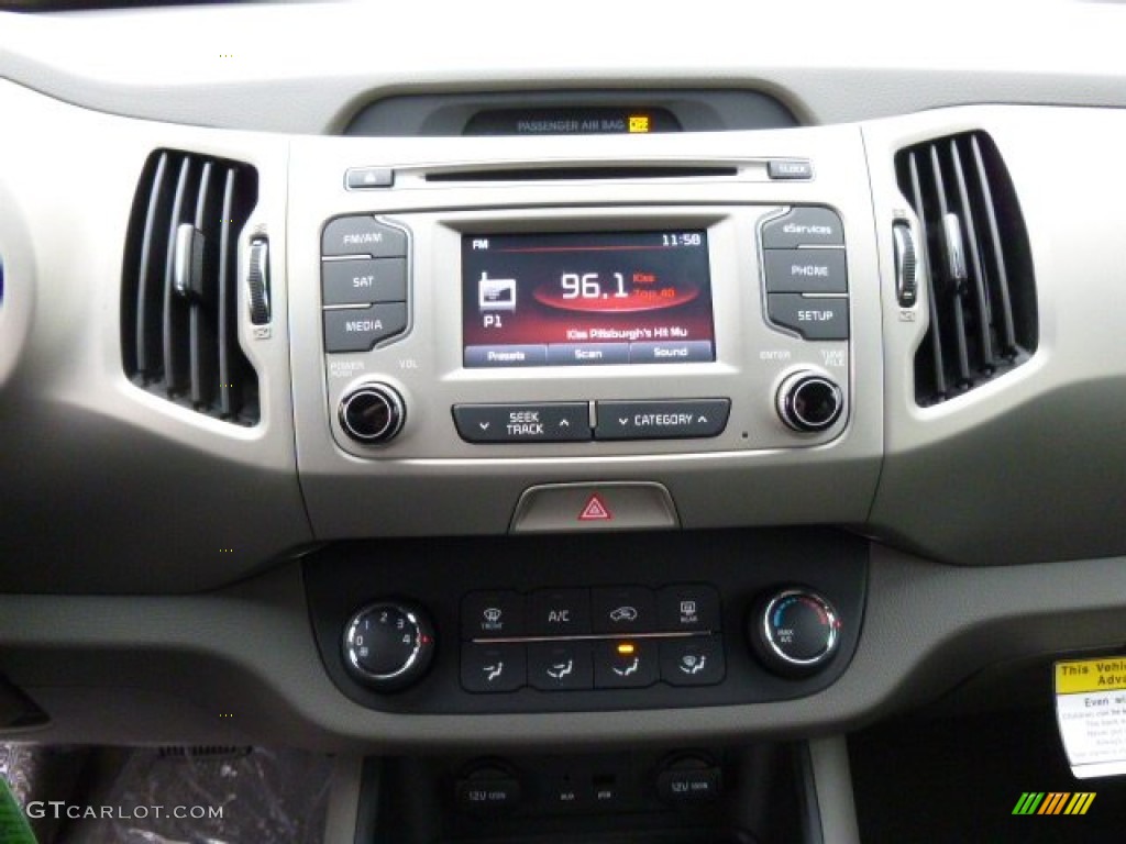 2014 Kia Sportage LX AWD Controls Photo #89889082