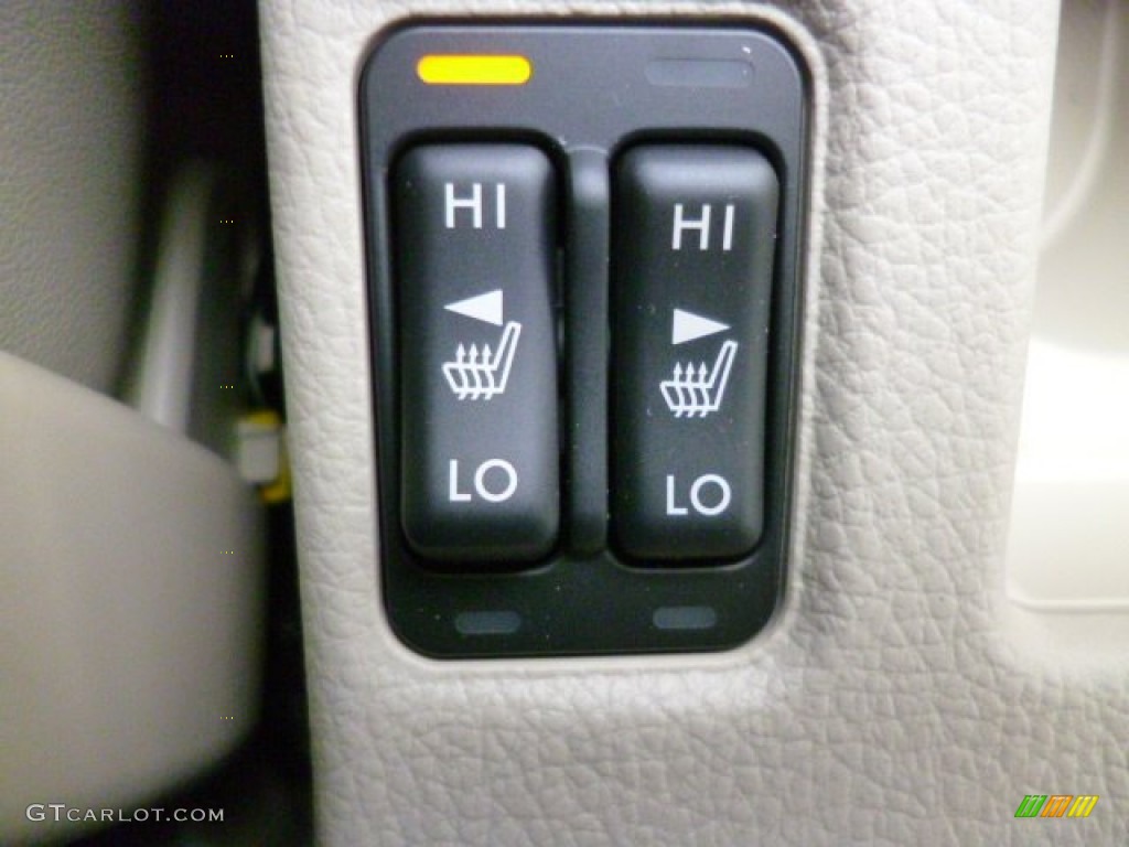 2014 XV Crosstrek 2.0i Limited - Quartz Blue Pearl / Ivory photo #18