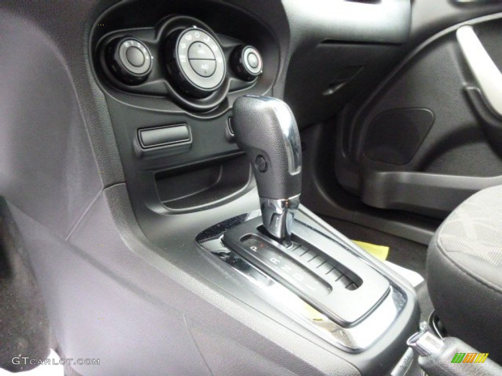 2013 Ford Fiesta SE Hatchback Transmission Photos