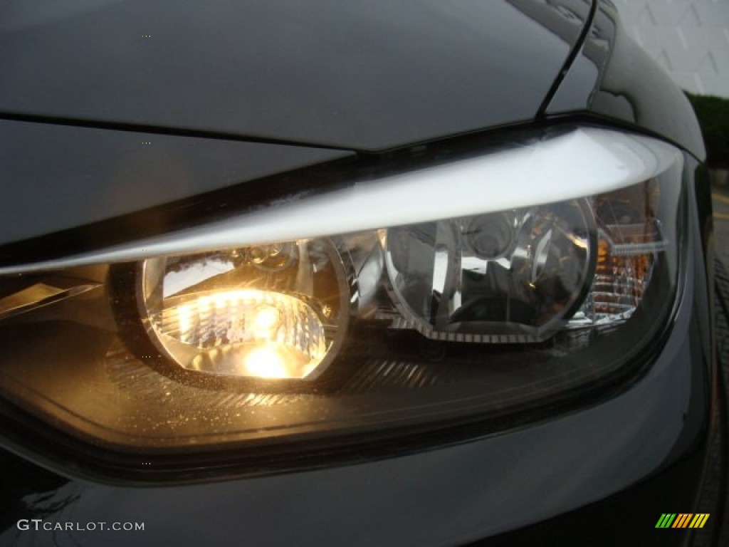 2013 3 Series 328i xDrive Sedan - Jet Black / Black photo #31
