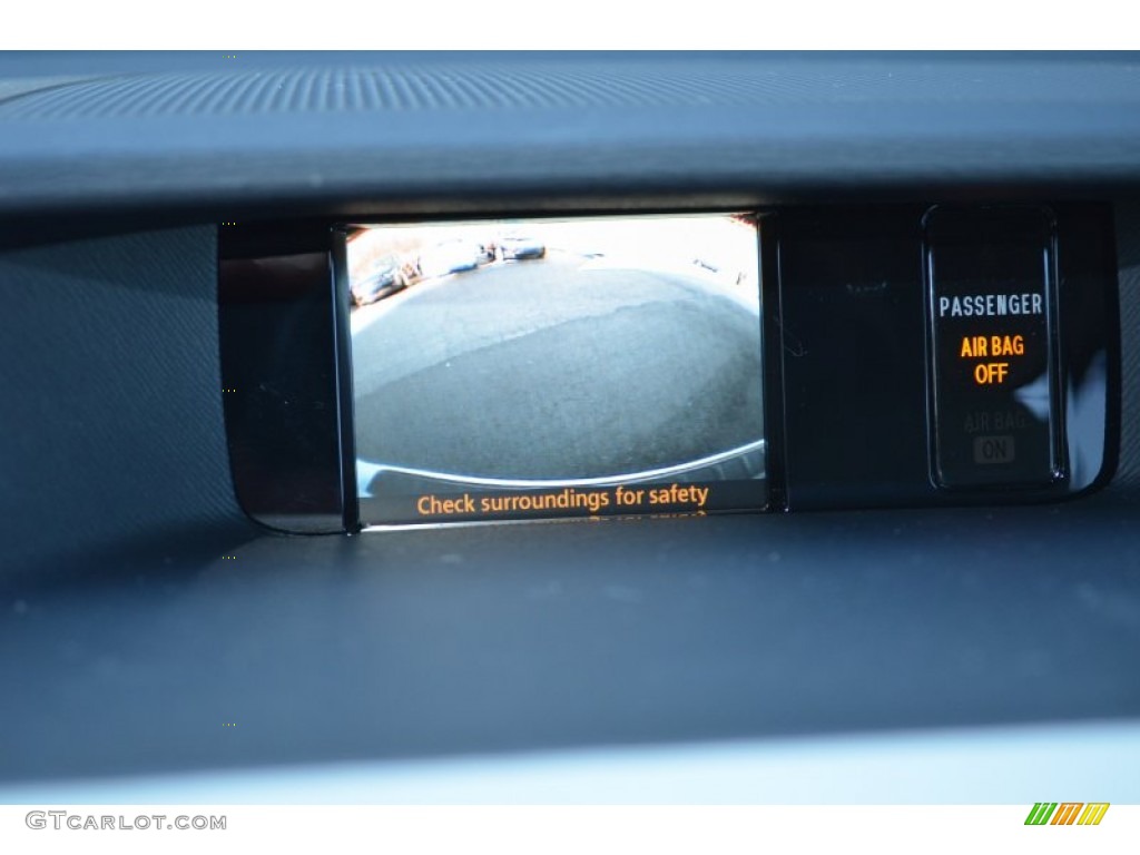 2014 Sienna LE - Silver Sky Metallic / Light Gray photo #15