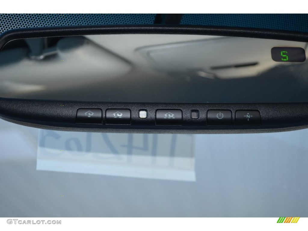 2014 Sienna LE - Silver Sky Metallic / Light Gray photo #19