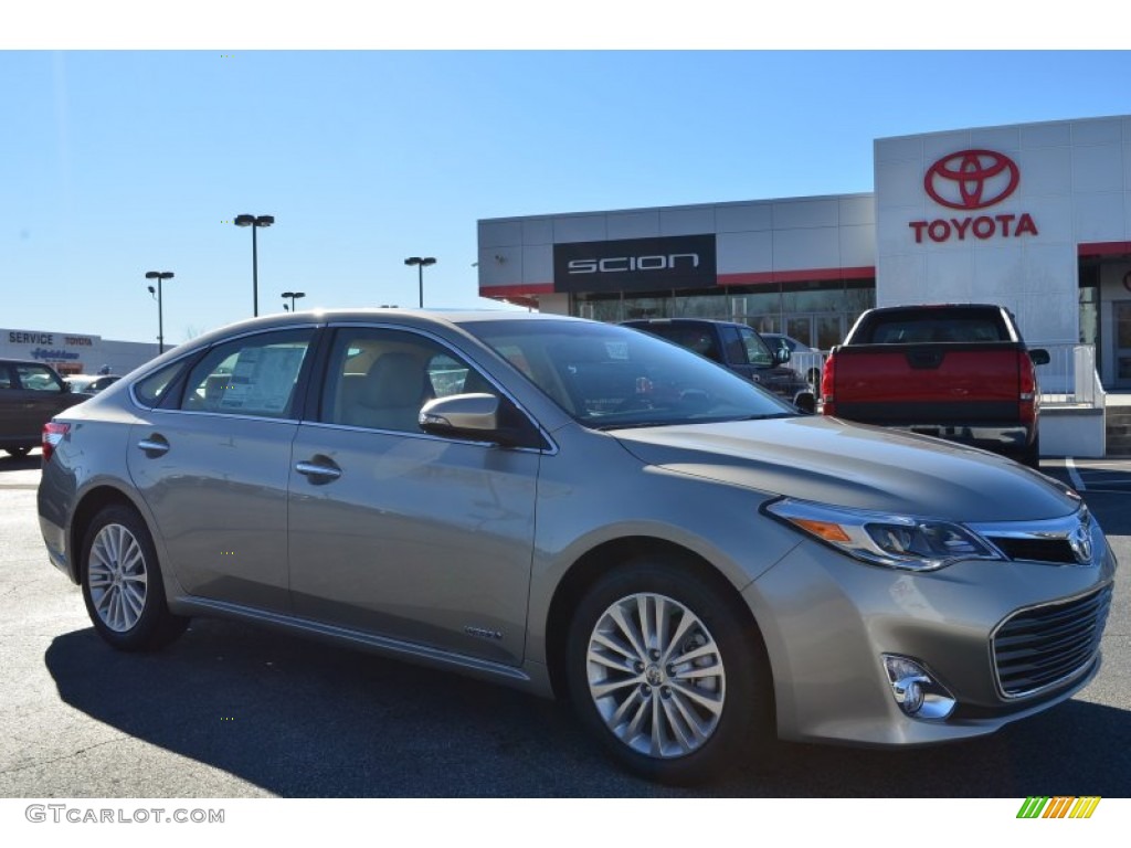 2014 Avalon Hybrid XLE Touring - Creme Brulee Mica / Almond photo #1