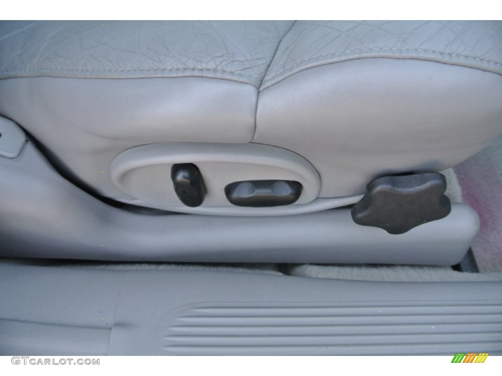 2000 LeSabre Custom - Bright White / Medium Gray photo #20