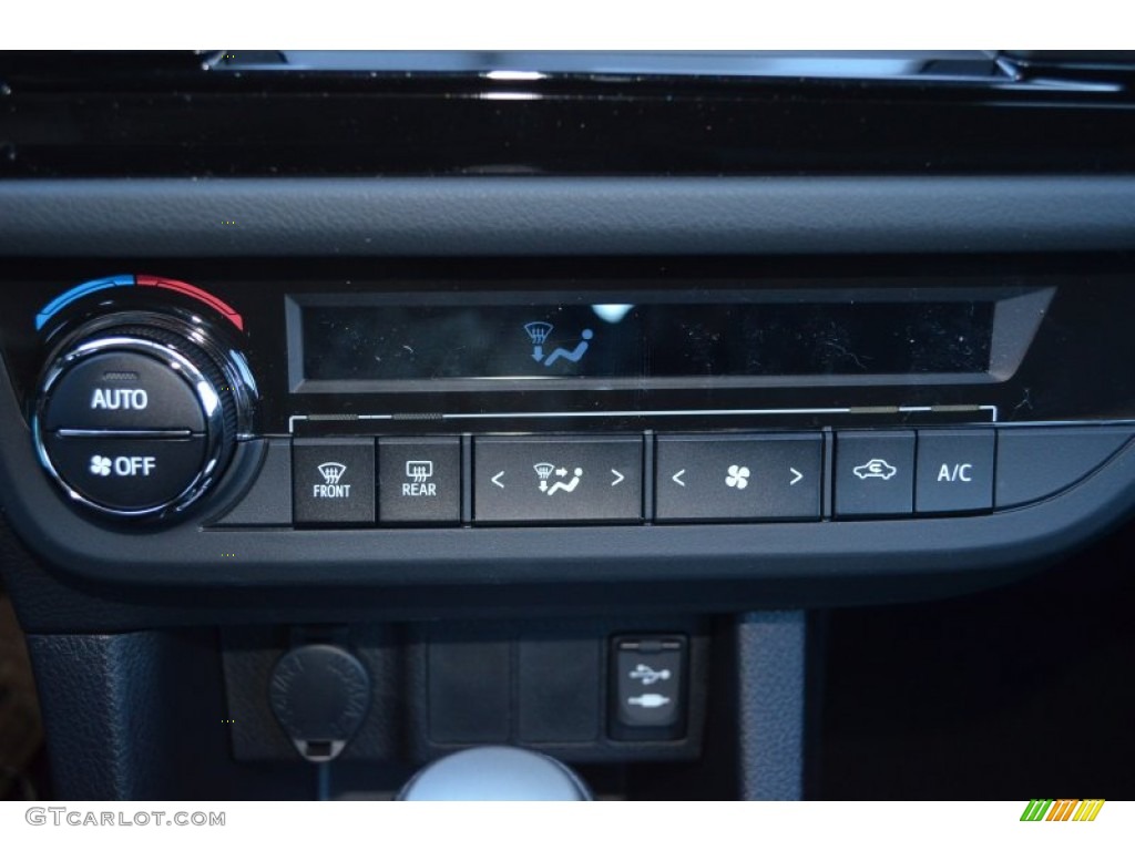 2014 Toyota Corolla S Controls Photo #89897545