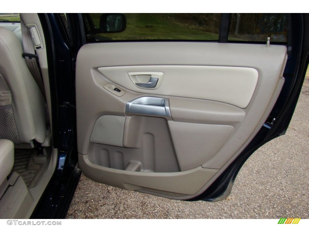 2004 XC90 T6 AWD - Nautic Blue Metallic / Taupe/Light Taupe photo #31
