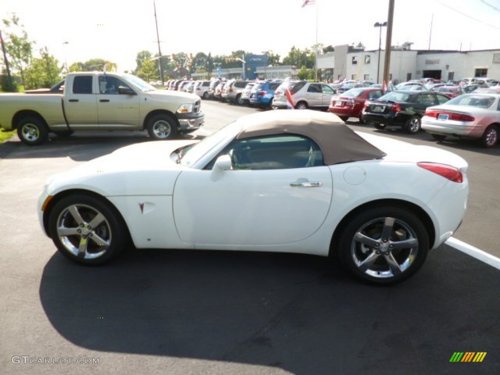 2007 Solstice Roadster - Pure White / Steel/Sand photo #4