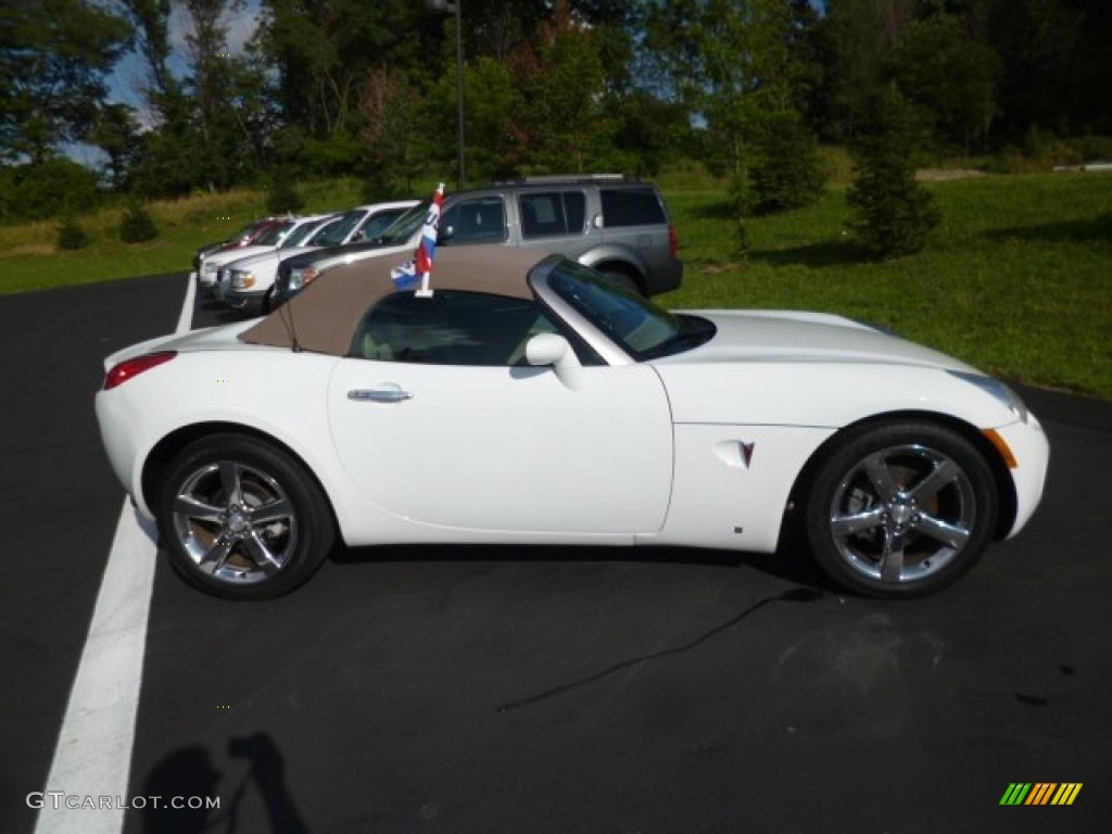 2007 Solstice Roadster - Pure White / Steel/Sand photo #8