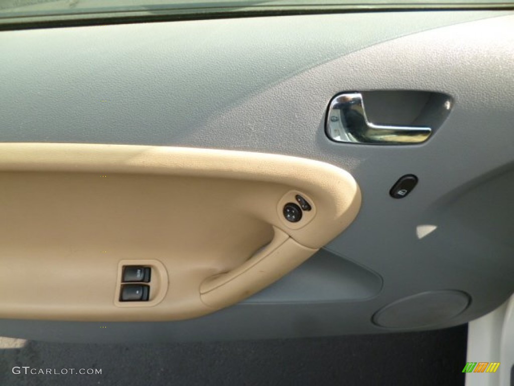 2007 Solstice Roadster - Pure White / Steel/Sand photo #15