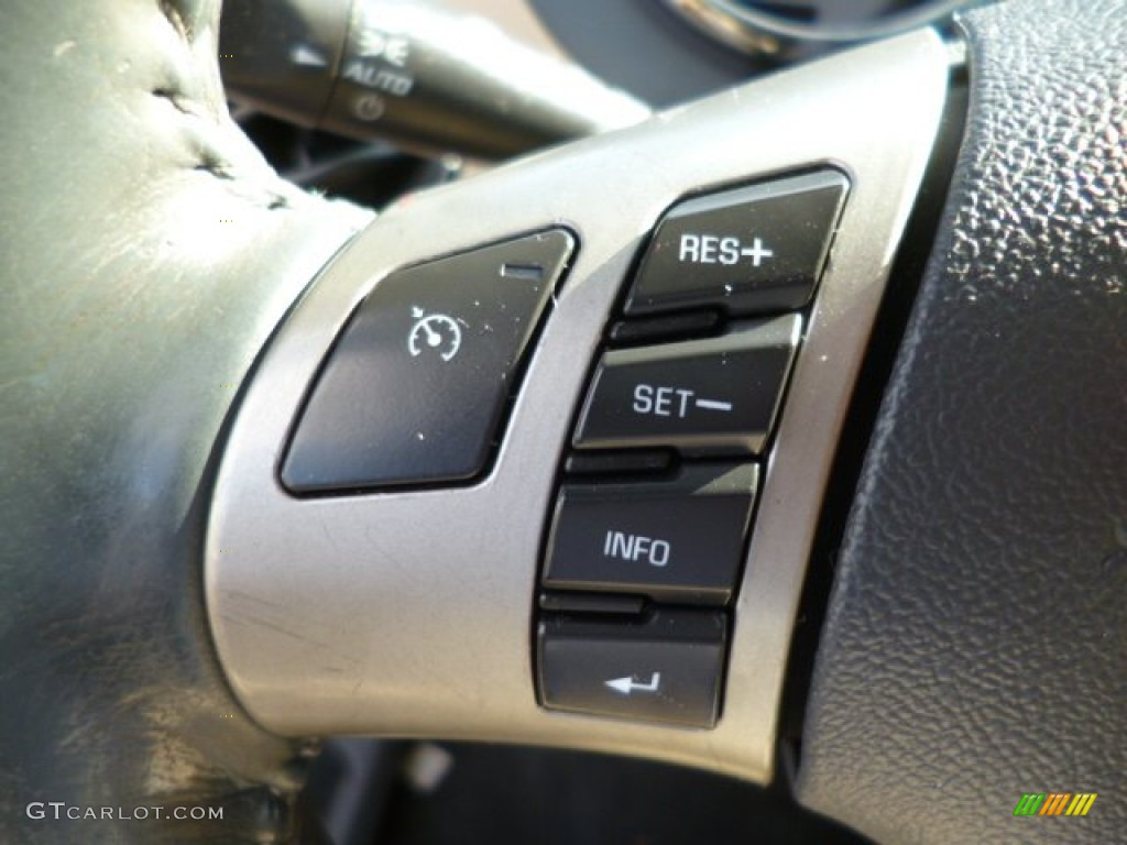 2007 Solstice Roadster - Pure White / Steel/Sand photo #16