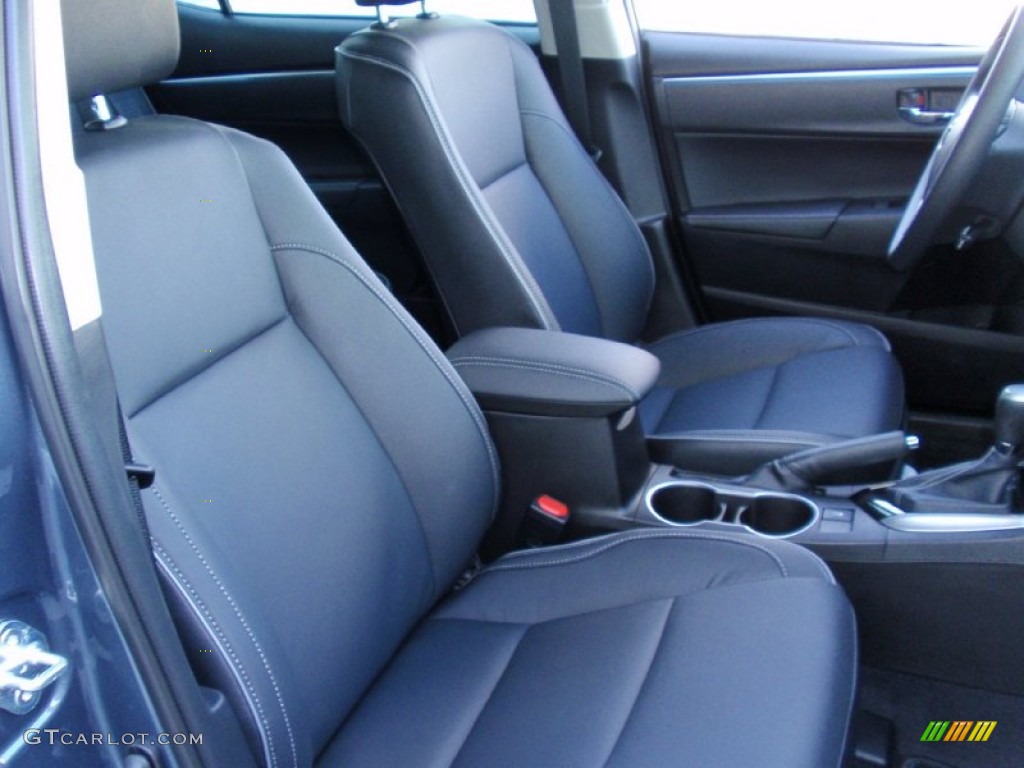 Black Interior 2014 Toyota Corolla LE Photo #89901385