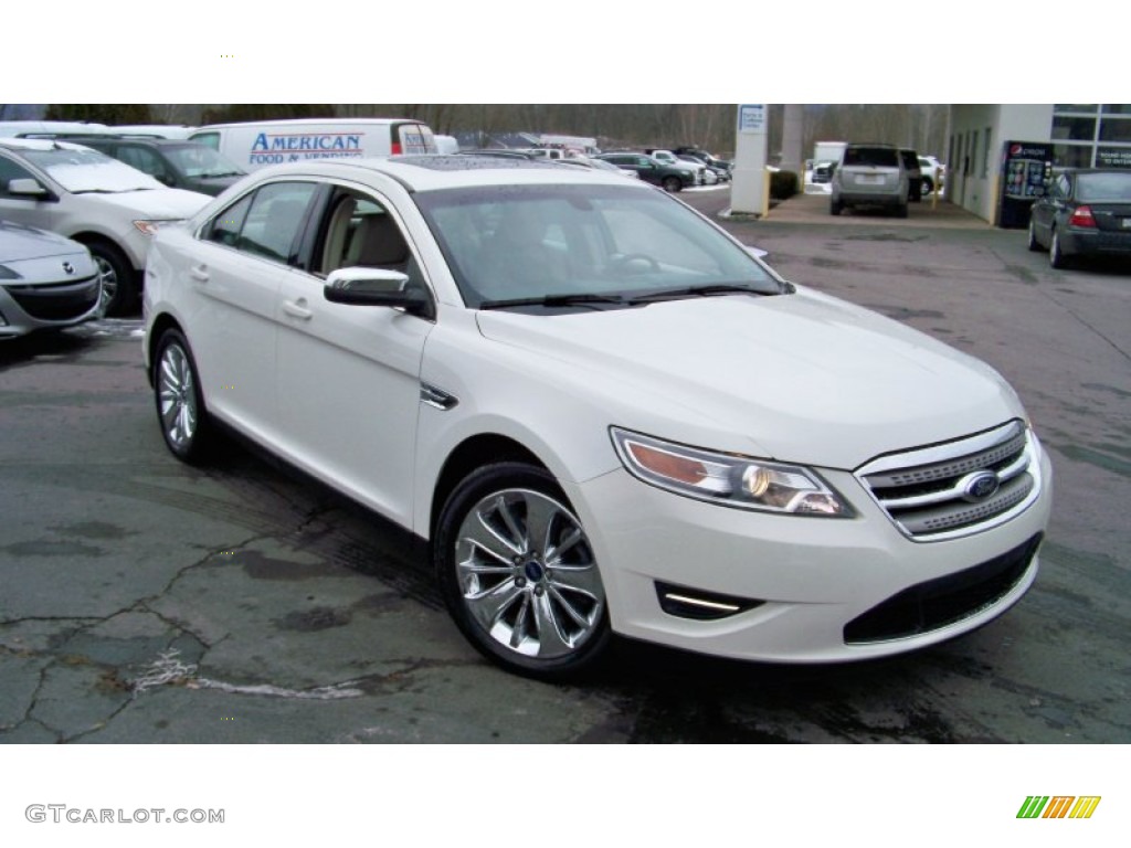 2010 Taurus Limited AWD - White Platinum Metallic Tri-Coat / Light Stone photo #3