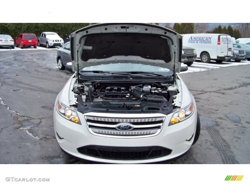 2010 Taurus Limited AWD - White Platinum Metallic Tri-Coat / Light Stone photo #20