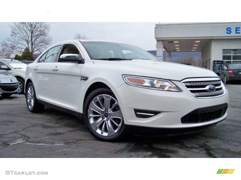 2010 Taurus Limited AWD - White Platinum Metallic Tri-Coat / Light Stone photo #22