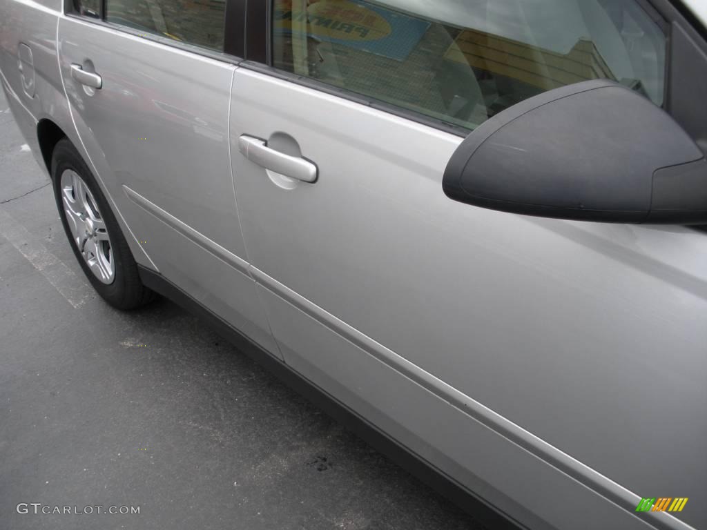2006 Malibu LS Sedan - Silverstone Metallic / Titanium Gray photo #5