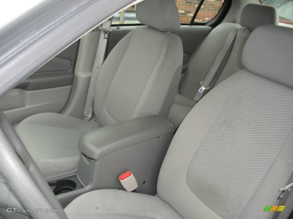 2006 Malibu LS Sedan - Silverstone Metallic / Titanium Gray photo #14