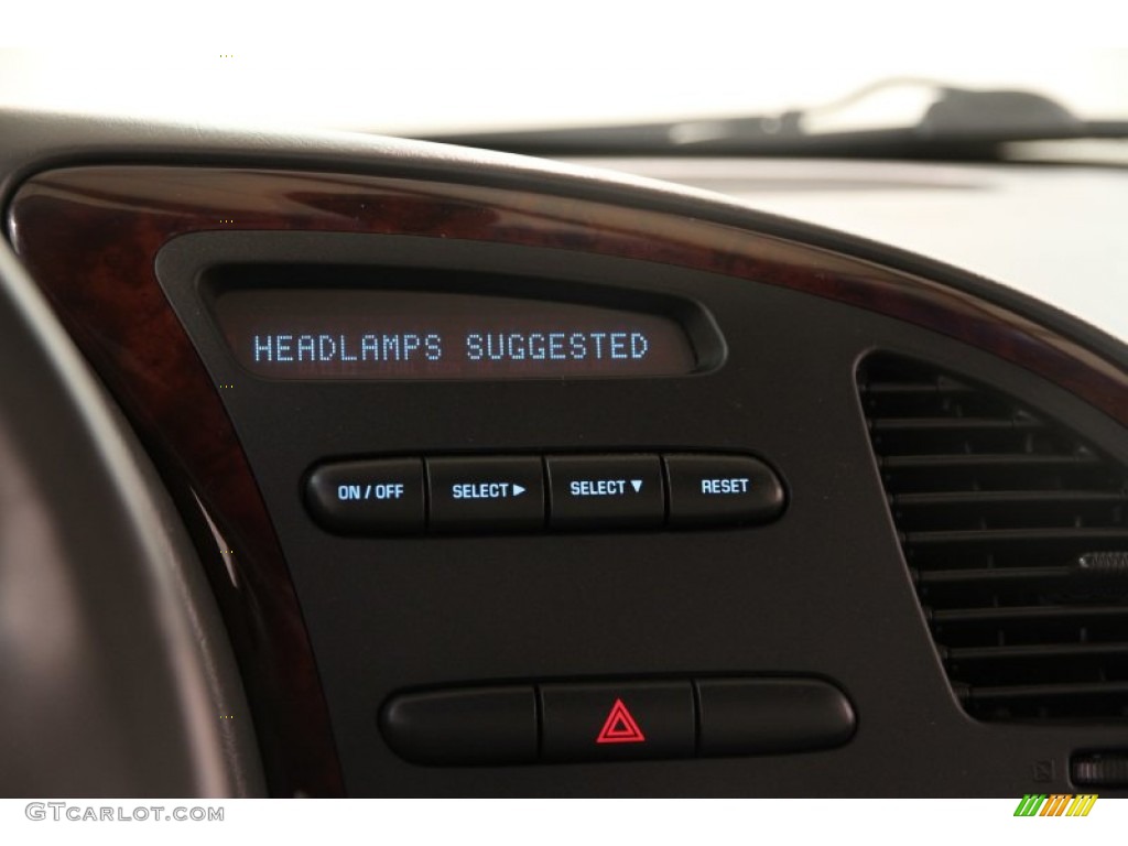 2003 Oldsmobile Aurora 4.0 Controls Photo #89907148