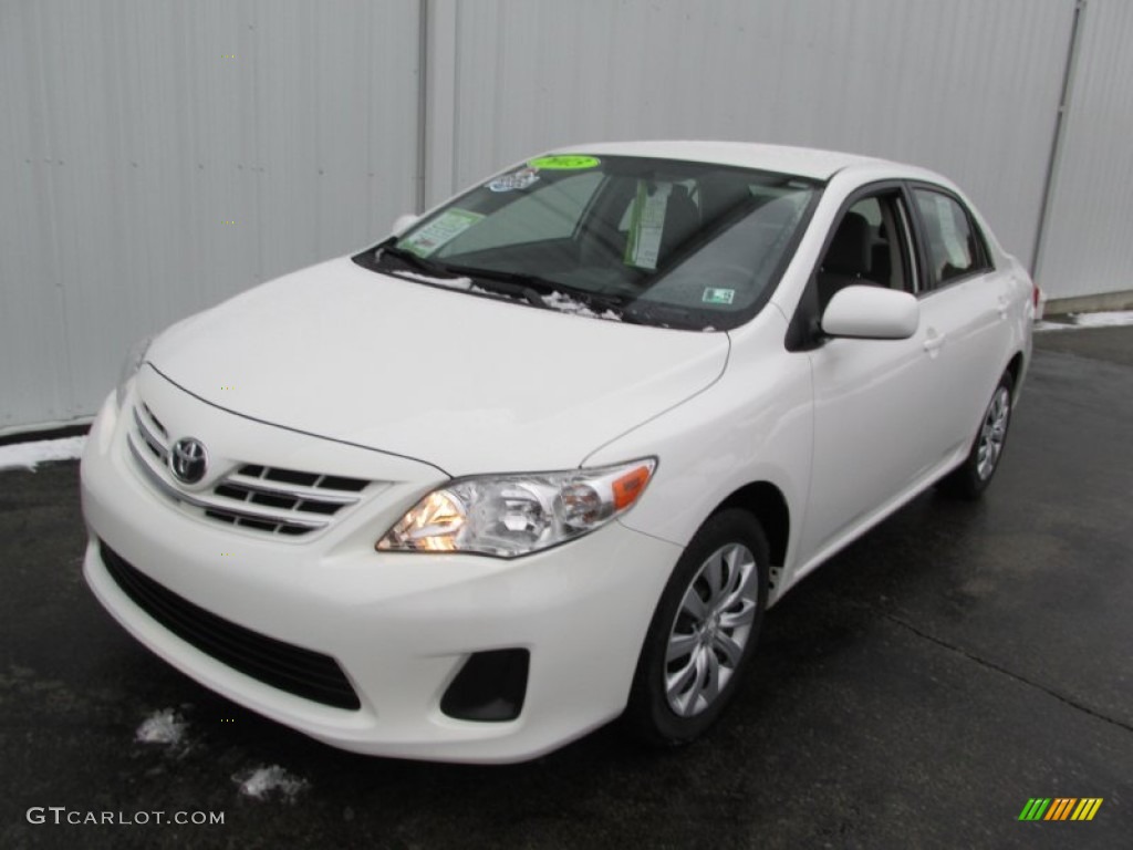 Super White 2013 Toyota Corolla LE Exterior Photo #89907712