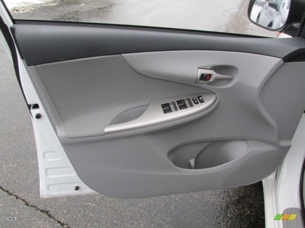 2013 Toyota Corolla LE Ash Door Panel Photo #89907735