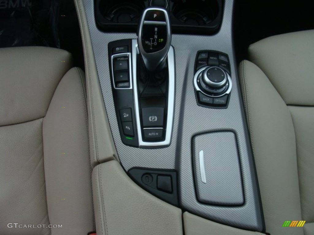 2011 BMW 5 Series 550i xDrive Sedan Transmission Photos