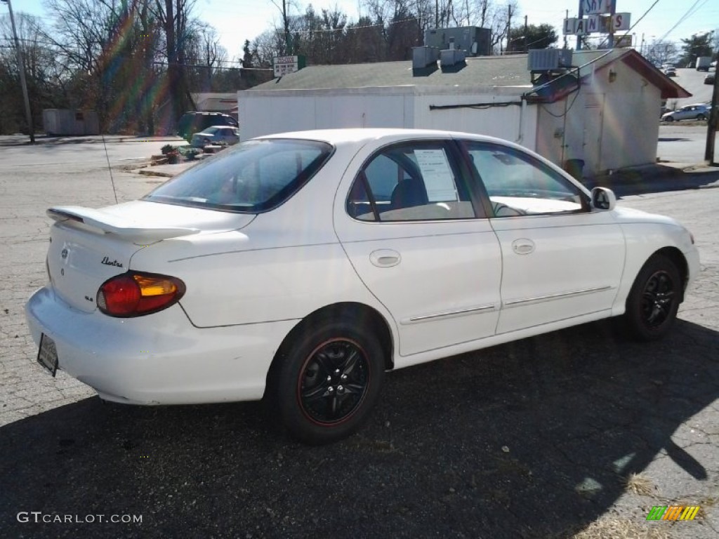 2000 Elantra GLS Sedan - Noble White / Beige photo #13