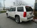White Diamond - Escalade Luxury AWD Photo No. 5