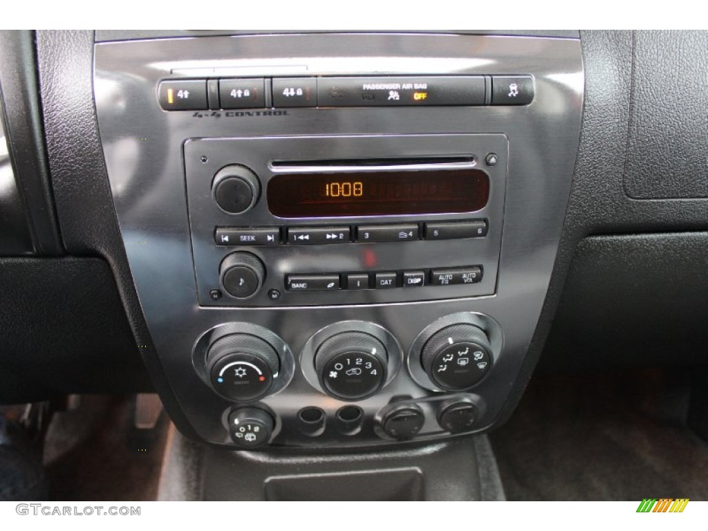 2007 Hummer H3 Standard H3 Model Controls Photo #89912293