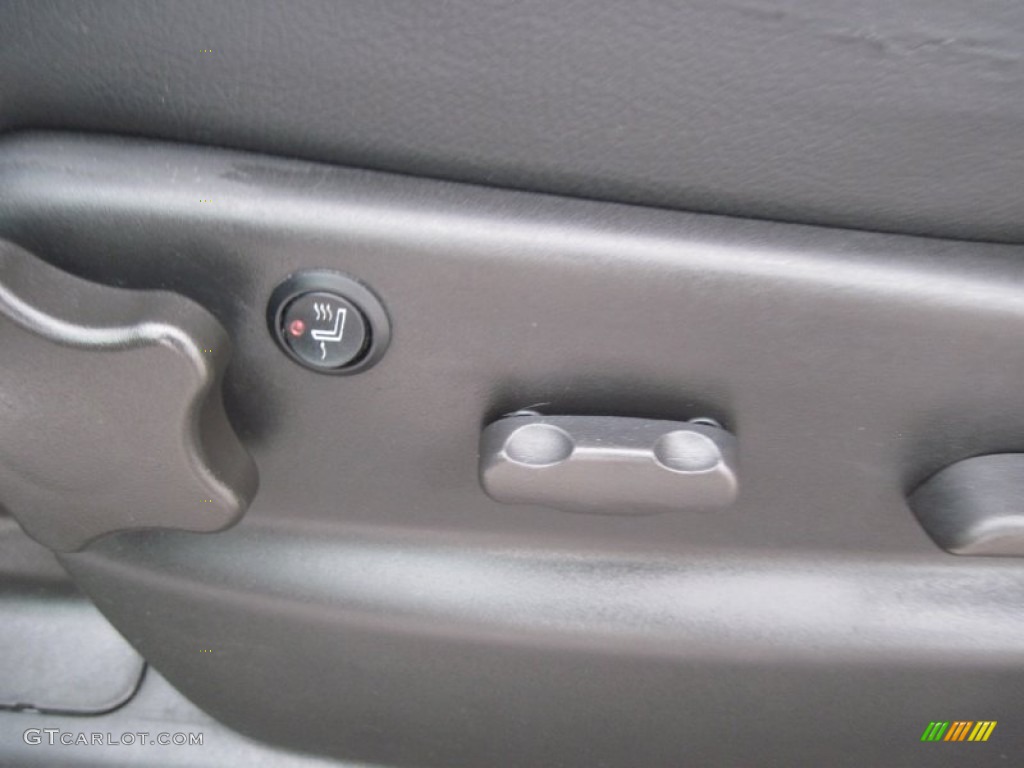 2009 Avalanche LS 4x4 - Graystone Metallic / Ebony photo #12