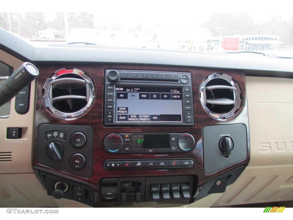 2008 F350 Super Duty Lariat Crew Cab 4x4 Dually - Forest Green Metallic / Camel photo #32