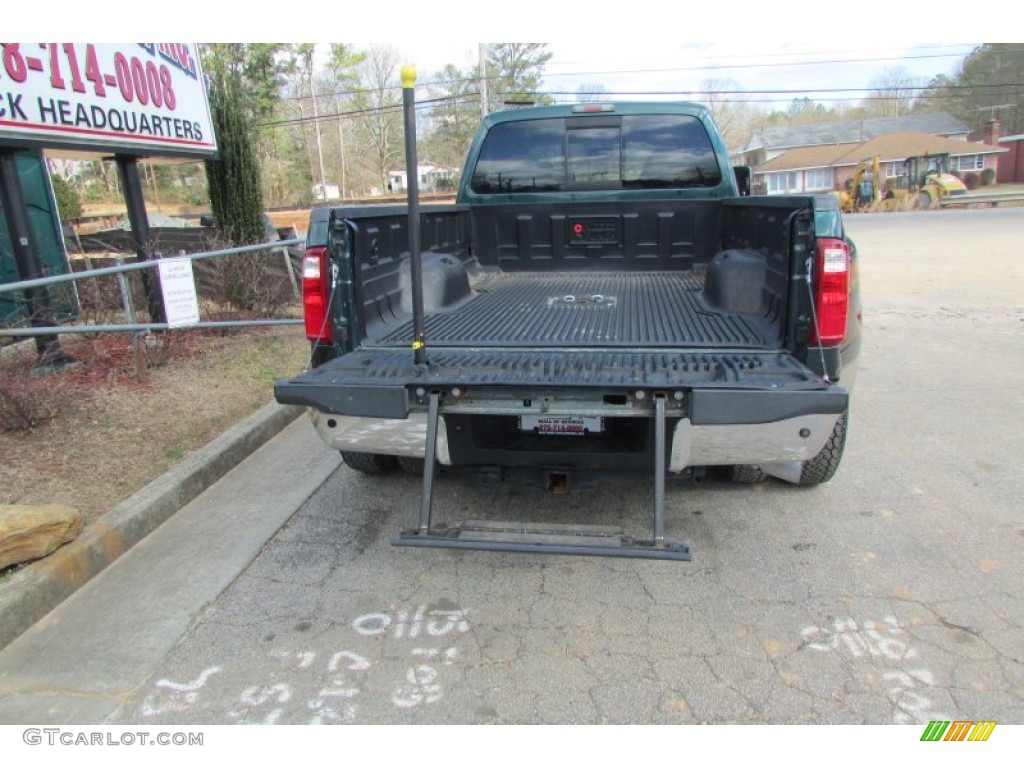 2008 F350 Super Duty Lariat Crew Cab 4x4 Dually - Forest Green Metallic / Camel photo #69