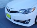 Super White - Camry SE Photo No. 11