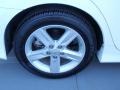 Super White - Camry SE Photo No. 14