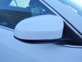 Super White - Camry SE Photo No. 16