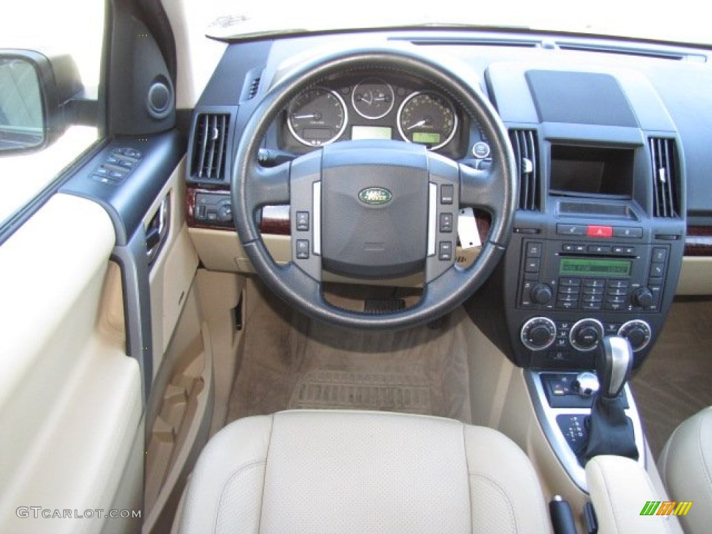 2008 Land Rover LR2 HSE Alpaca Beige Dashboard Photo #89926617