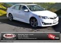 2014 Super White Toyota Camry SE  photo #1