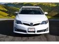 2014 Super White Toyota Camry SE  photo #2