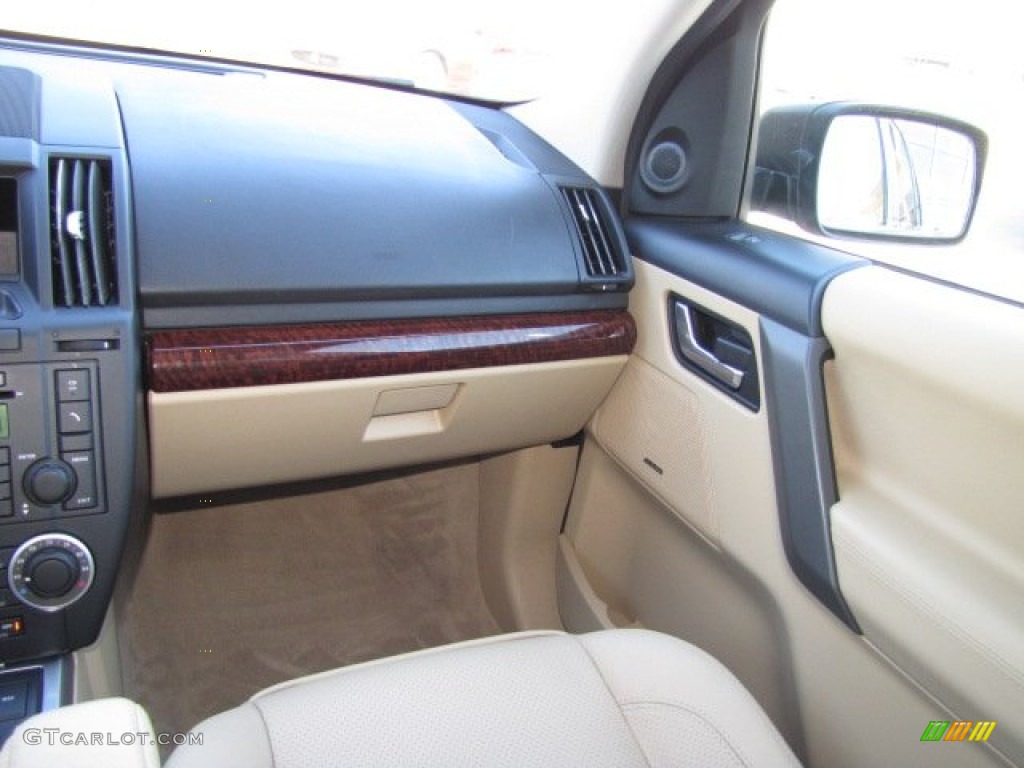 2008 Land Rover LR2 HSE Alpaca Beige Dashboard Photo #89926922