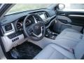 Ash Interior Photo for 2014 Toyota Highlander #89927607